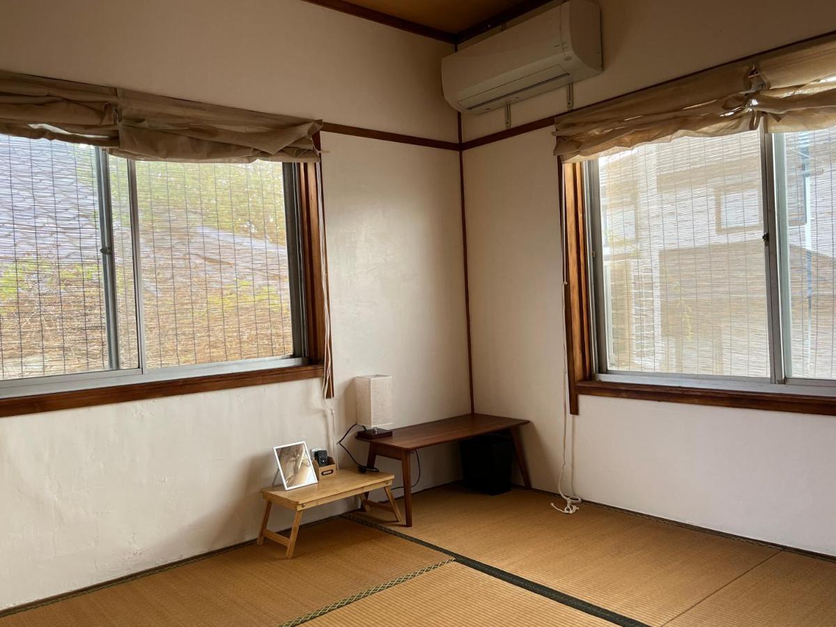 Guesthouse紫雲 Kanonji Екстер'єр фото